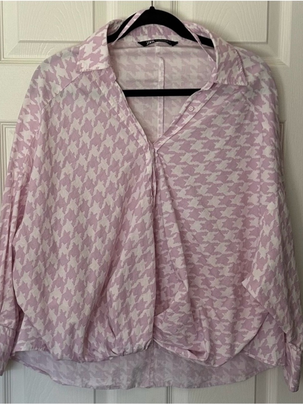 Zara Light Pink Houndstooth Button-Front Blouse